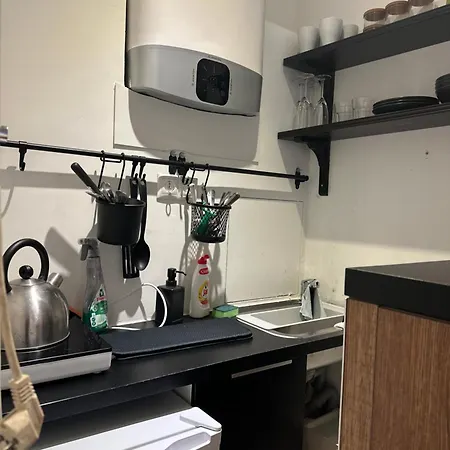 O9a Private In Center Δωμάτια σε οικογενειακή κατοικία